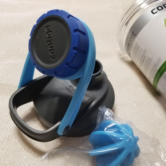 Contigo's Shake & Go Fit shaker bottle with gym storage, 24 ounces - Picture 10 of 10